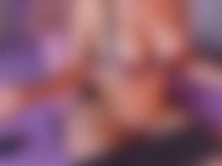 emyli_sw's Live Sex Cam Show