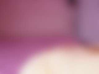 Live cam show with emyli_sw - Sexy on MyBangCams