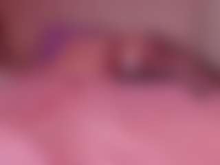 Live cam show with emyli_sw - Amateur Big Tits on intimatelivegirls.com