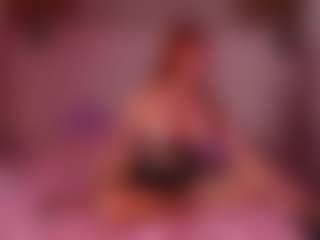 Live cam show with emyli_sw - BBW on TottyGirls