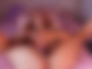 emyli_sw's Live Sex Cam Show