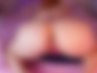 emyli_sw's Live Sex Cam Show