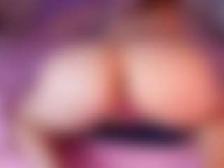 Live cam show with emyli_sw - Spank Latina on CamSextacy | colombia