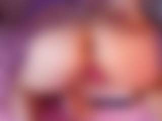 emyli_sw's Live Sex Cam Show