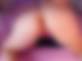 emyli_sw's Live Sex Cam Show