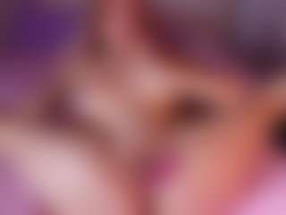 emyli_sw's Live Sex Cam Show