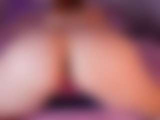 emyli_sw's Live Sex Cam Show