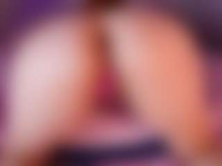 emyli_sw's Live Sex Cam Show