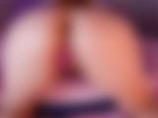 emyli_sw's Live Sex Cam Show