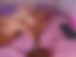 emyli_sw's Live Sex Cam Show