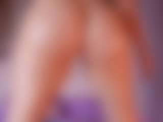 emyli_sw's Live Sex Cam Show