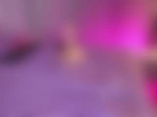 emyli_sw's Live Sex Cam Show
