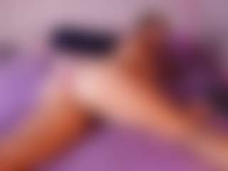 emyli_sw's Live Sex Cam Show