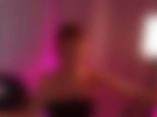 emyli_sw's Live Sex Cam Show