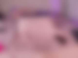 emyli_sw's Live Sex Cam Show