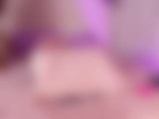 emyli_sw's Live Sex Cam Show