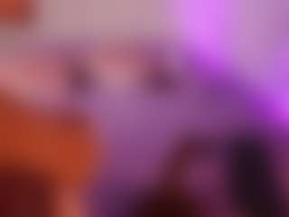 emyli_sw's Live Sex Cam Show