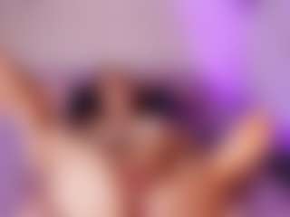 emyli_sw's Live Sex Cam Show