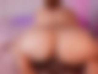 emyli_sw's Live Sex Cam Show