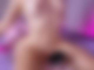 emyli_sw's Live Sex Cam Show