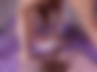 Live cam show with emyli_sw - Pornstar Squirt on Camsoda