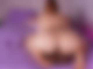 emyli_sw's Live Sex Cam Show