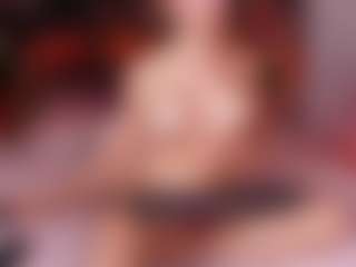 emyli_sw's Live Sex Cam Show