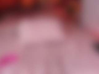 emyli_sw's Live Sex Cam Show
