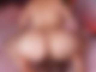 emyli_sw's Live Sex Cam Show
