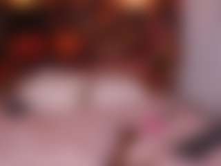 emyli_sw's Live Sex Cam Show
