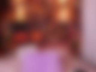 emyli_sw's Live Sex Cam Show