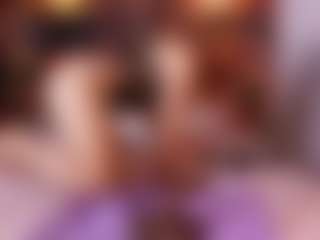 emyli_sw's Live Sex Cam Show