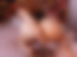 emyli_sw's Live Sex Cam Show