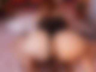 emyli_sw's Live Sex Cam Show
