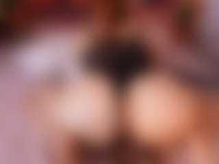emyli_sw's Live Sex Cam Show