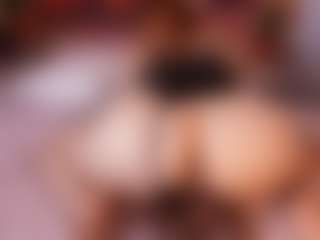 emyli_sw's Live Sex Cam Show