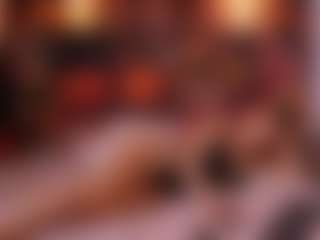 emyli_sw's Live Sex Cam Show