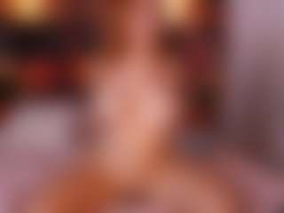 emyli_sw's Live Sex Cam Show