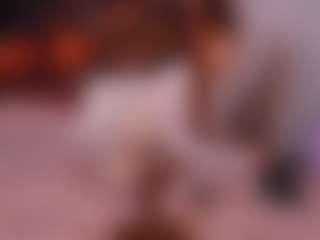 emyli_sw's Live Sex Cam Show