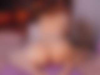 emyli_sw's Live Sex Cam Show