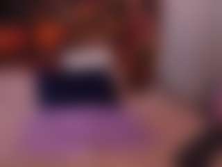 emyli_sw's Live Sex Cam Show