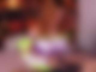 emyli_sw's Live Sex Cam Show