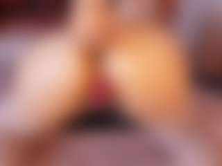 emyli_sw's Live Sex Cam Show