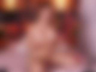 emyli_sw's Live Sex Cam Show