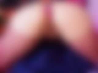 emyli_sw's Live Sex Cam Show