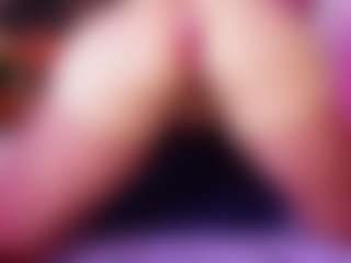 emyli_sw's Live Sex Cam Show