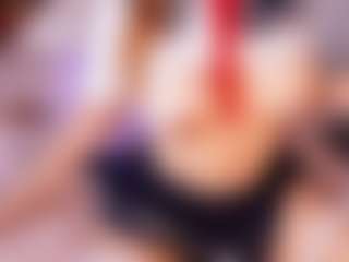 emyli_sw's Live Sex Cam Show