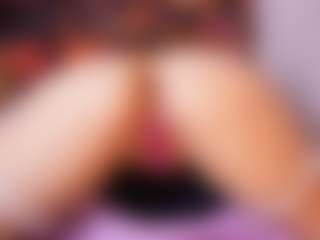 emyli_sw's Live Sex Cam Show