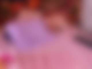 emyli_sw's Live Sex Cam Show