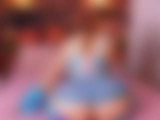 emyli_sw's Live Sex Cam Show